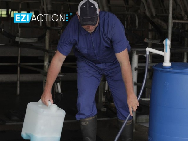 Bomba Manual de Líquidos Ezi-Action 4